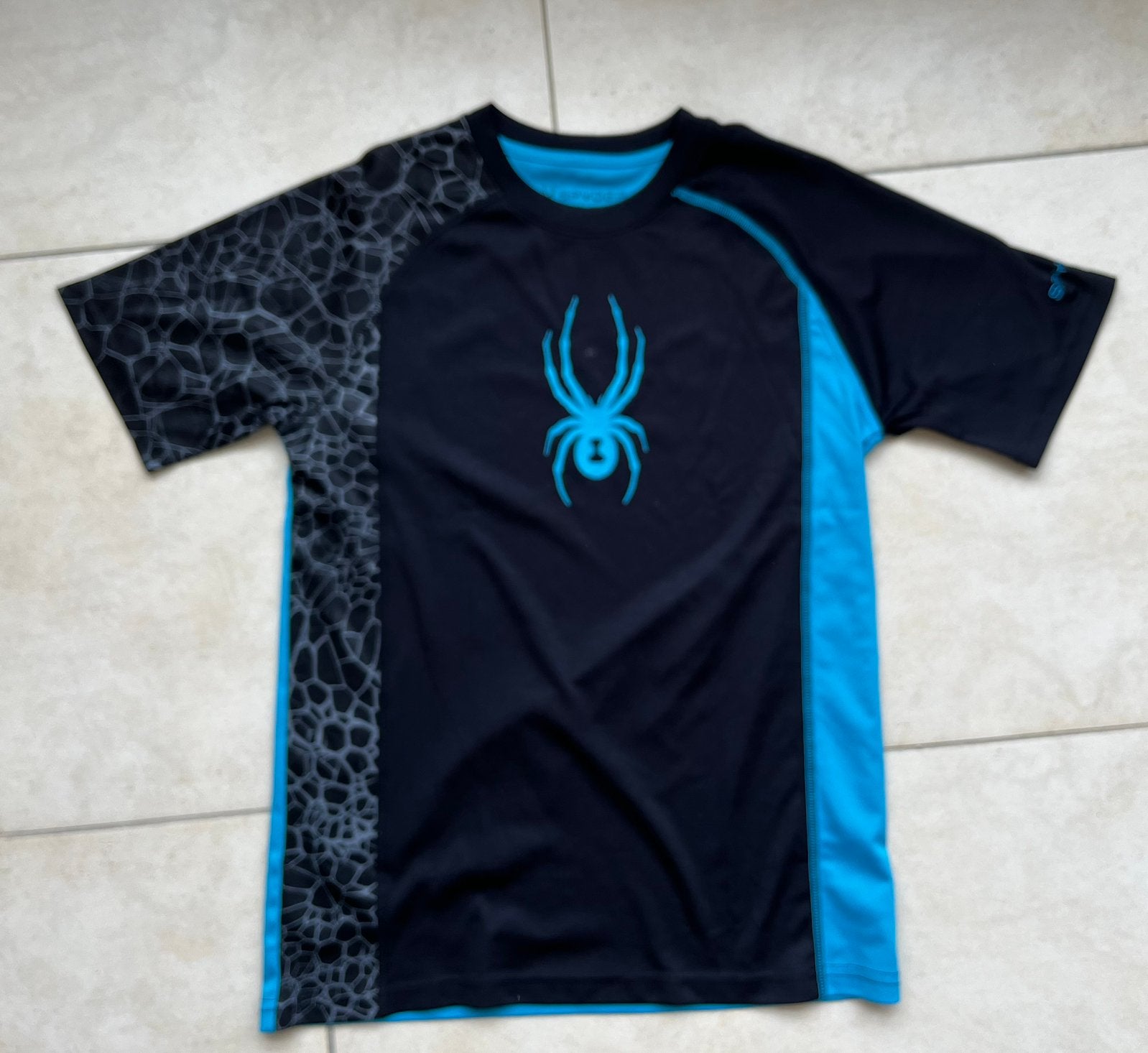 Nieuw Spyder sport shirt mt L 14 16 158 164 blauw zwart, Kinderen en Baby's, Spyder, Ophalen of Verzenden, Jongen, Nieuw