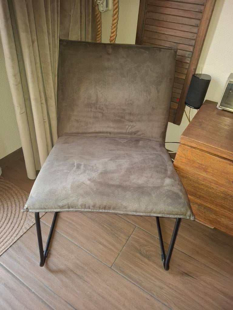Fauteuil taupe, Ophalen, Zo goed als nieuw, Eén