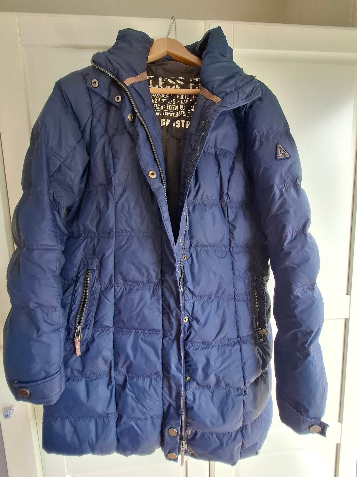 Dons winter jas blaauw dames, Kleding | Dames, Jassen | Winter, Ophalen of Verzenden, Zo goed als nieuw, Maat 34 (XS) of kleiner