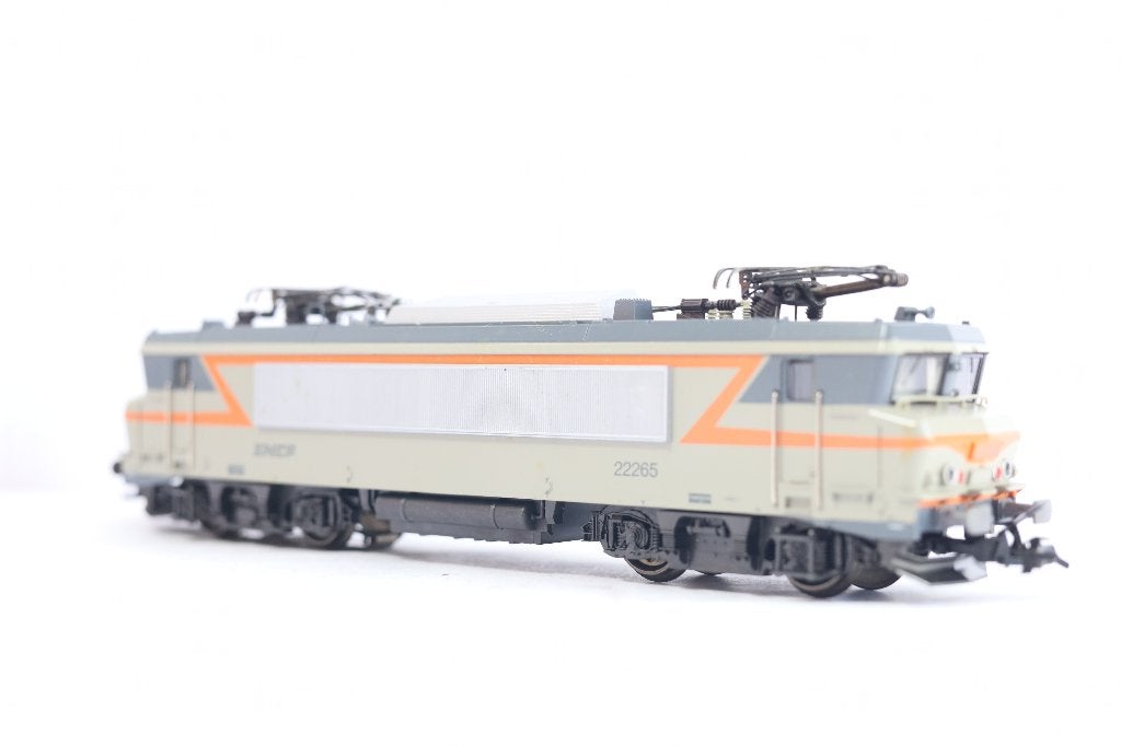 Märklin 3320, Wisselstroom, Locomotief, Ophalen of Verzenden, Zo goed als nieuw