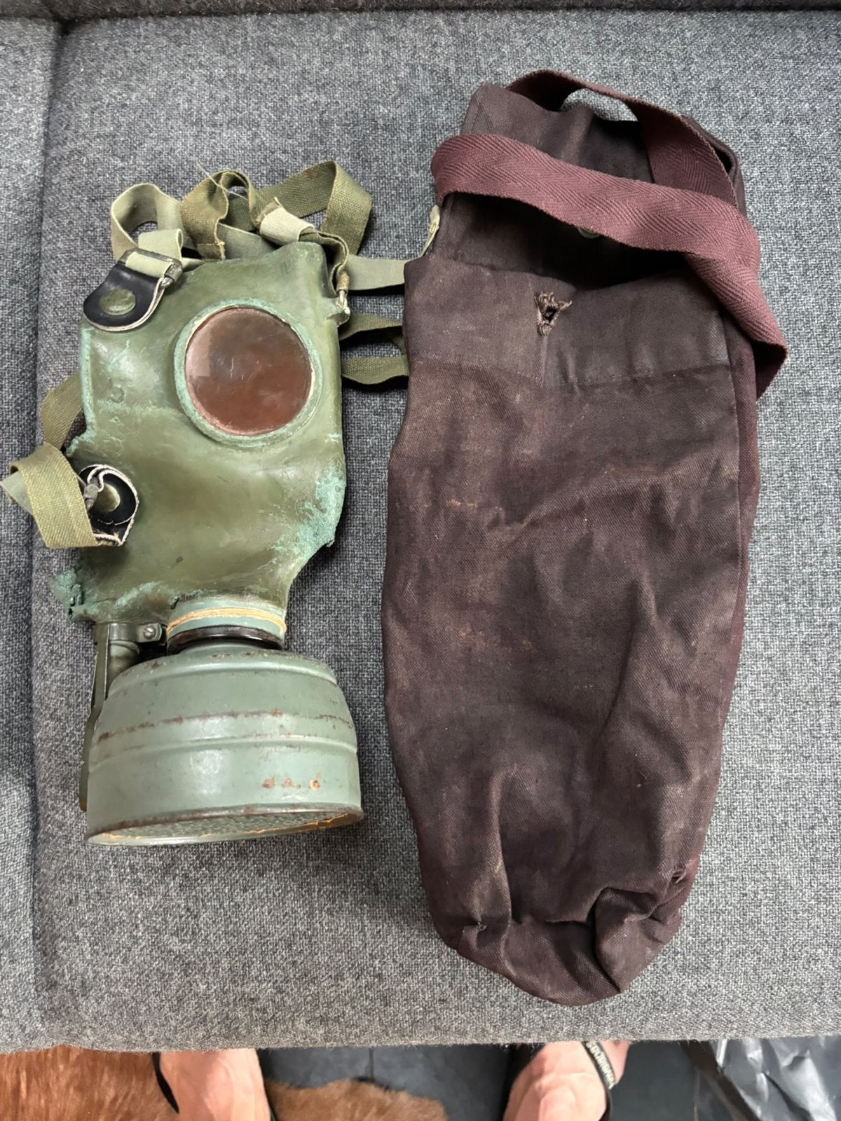 Origineel Nederlands gasmasker WOII (1938-1940) met tas, Verzamelen, Ophalen, Overige soorten, Nederland, Overige typen