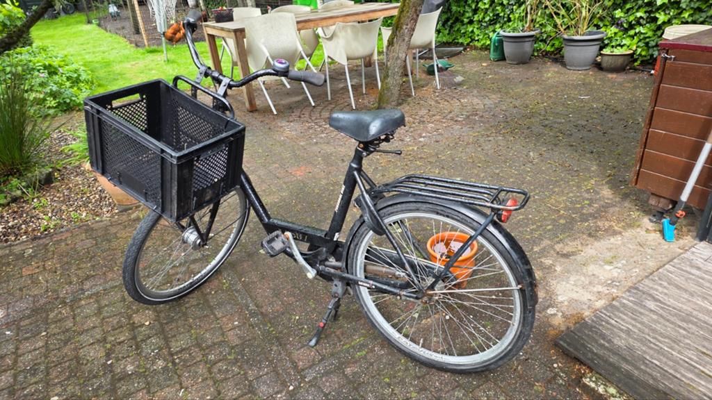 Gebruikte meiden fiets 26" met mand, Fietsen en Brommers, Fietsen | Dames | Damesfietsen, Ophalen, Terugtraprem, Batavus, 53 tot 56 cm