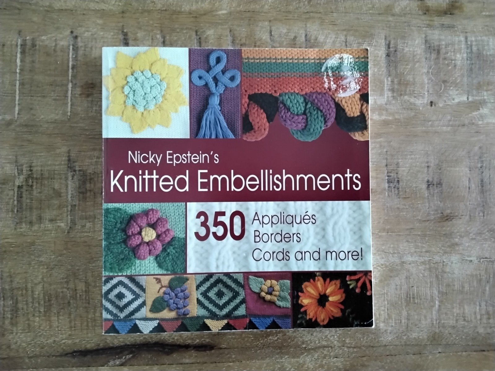 Breiboek; Knitted Embellishments, Hobby en Vrije tijd, Breien en Haken, Ophalen of Verzenden, Breien, Patroon of Boek