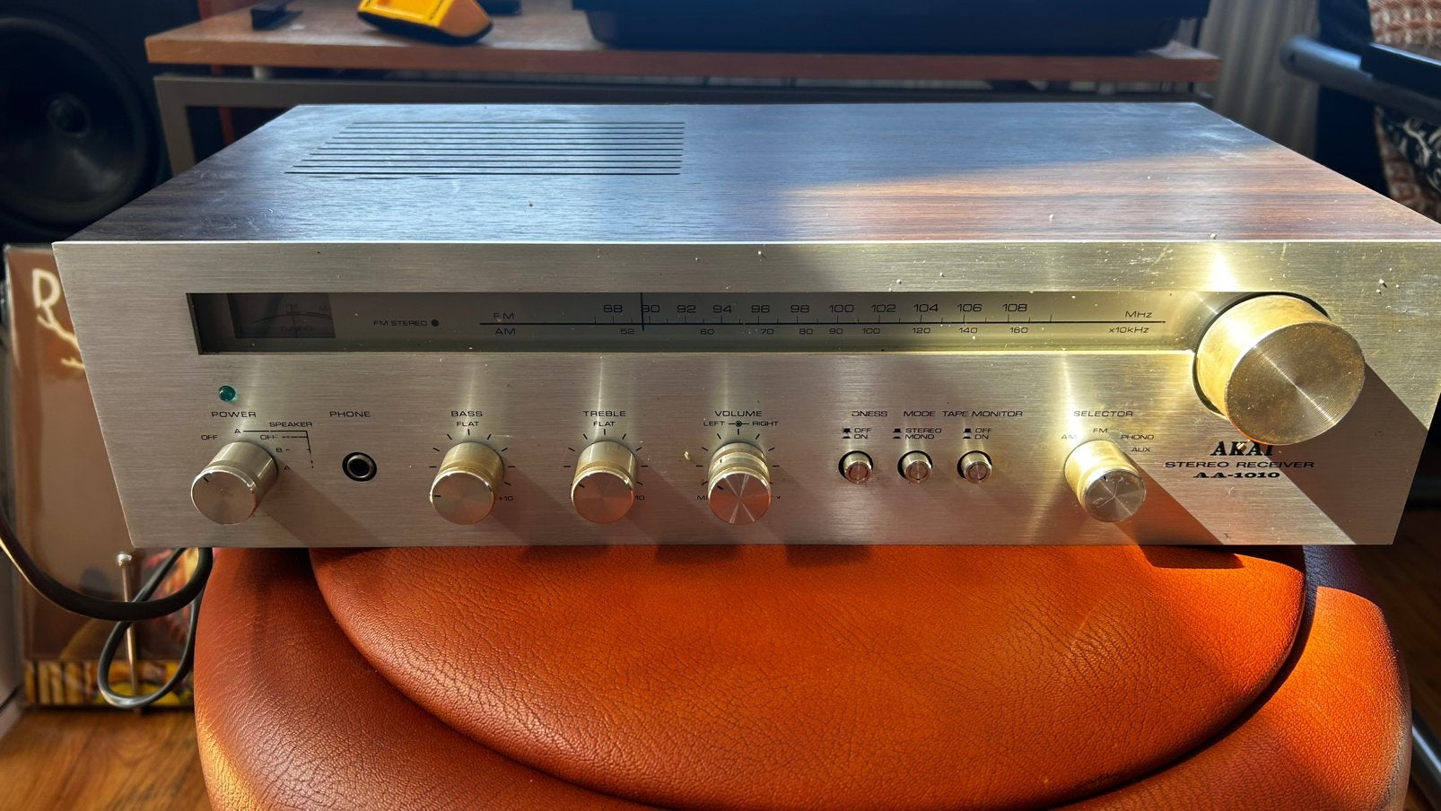 AKAI AA 1010, Ophalen of Verzenden, Zo goed als nieuw, Minder dan 60 watt, Overige merken