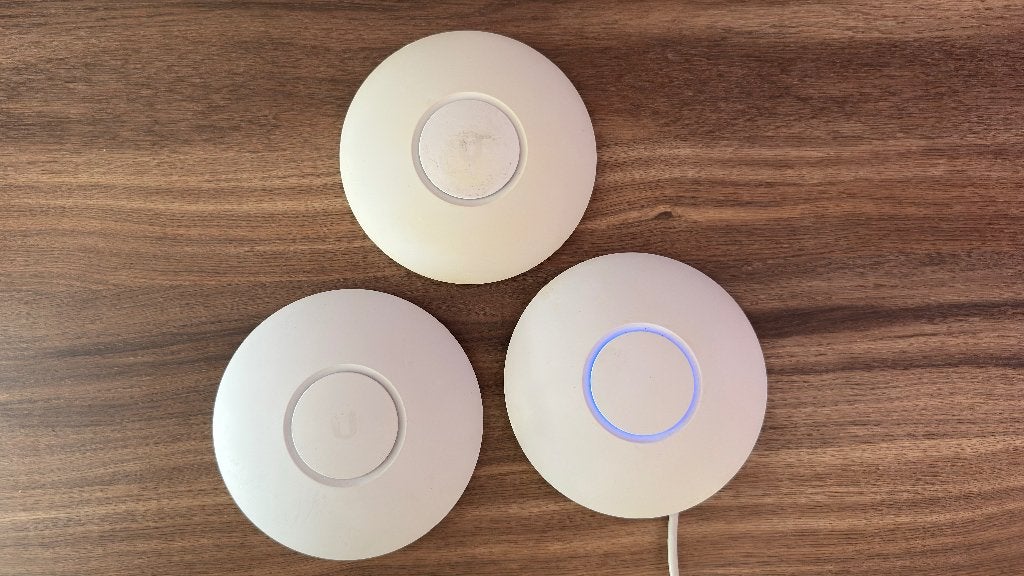 Ubiquiti UniFi nanoHD access point | 1x beschikbaar, Computers en Software, Accesspoints, Ophalen, Gebruikt, Ubiquiti Unifi
