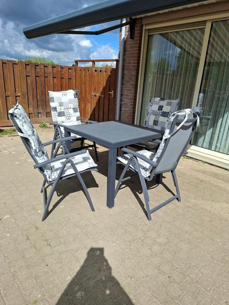 3maanden oud nieuw staat tuinset, Tuin en Terras, Tuinsets en Loungesets, Ophalen of Verzenden, Zo goed als nieuw, Aluminium
