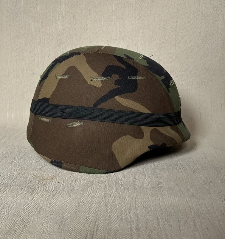 US Kevlar helm - PASGT Unicor Helm DLA100, Verzamelen, Ophalen of Verzenden, Landmacht, Amerika, Helm of Baret