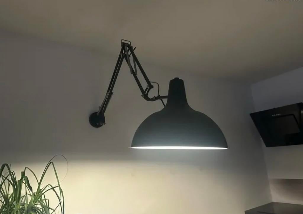 Grote Zwarte Wandlamp met Uitschuifbare Arm, Huis en Inrichting, Lampen | Wandlampen, Ophalen, Zo goed als nieuw, Metaal