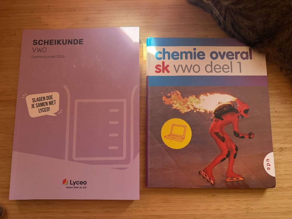LYCEO VWO Scheikunde Examenbundel + Chemie Overal SK1, Boeken, Ophalen of Verzenden, Zo goed als nieuw, VWO, Scheikunde