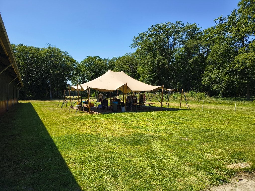 Te koop Stretchtent 10x10 meter, Tuin en Terras, Partytenten, Ophalen, Gebruikt, Overige typen, 6 meter of meer