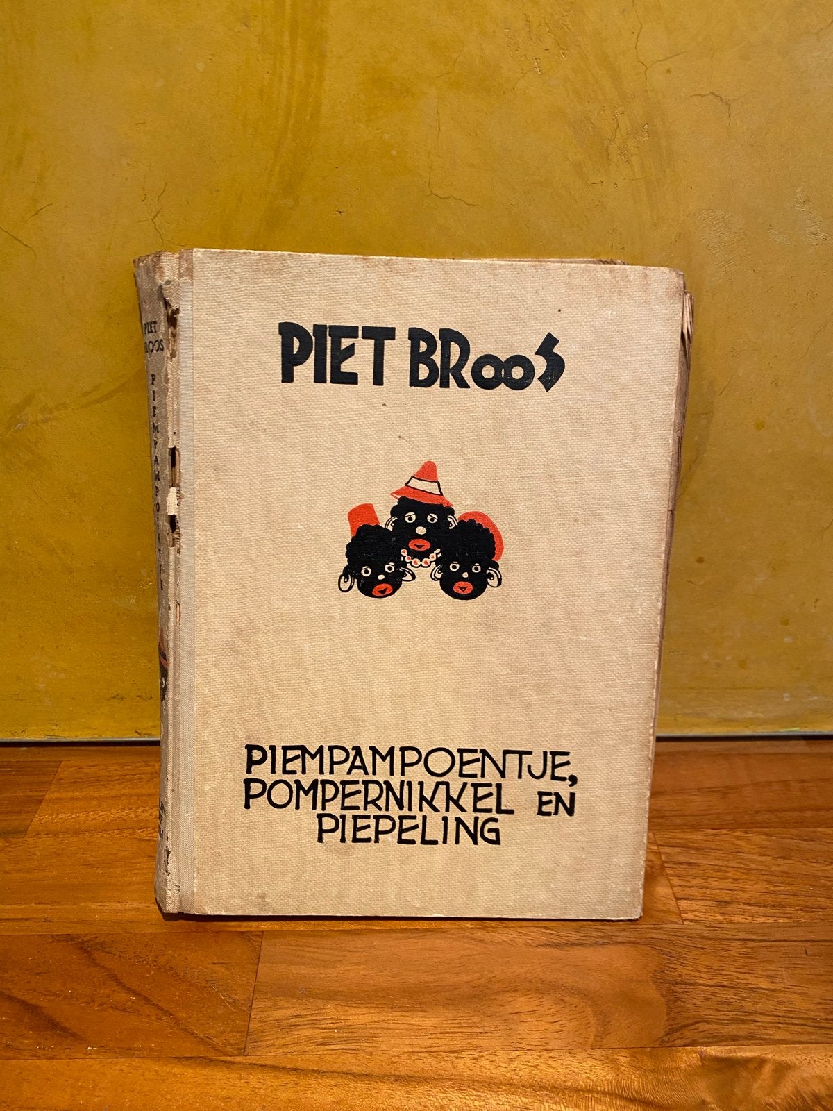 Piet Broos - Piempampoentje, Pompernikkel en Piepeling, Ophalen of Verzenden, Gelezen, Fictie algemeen