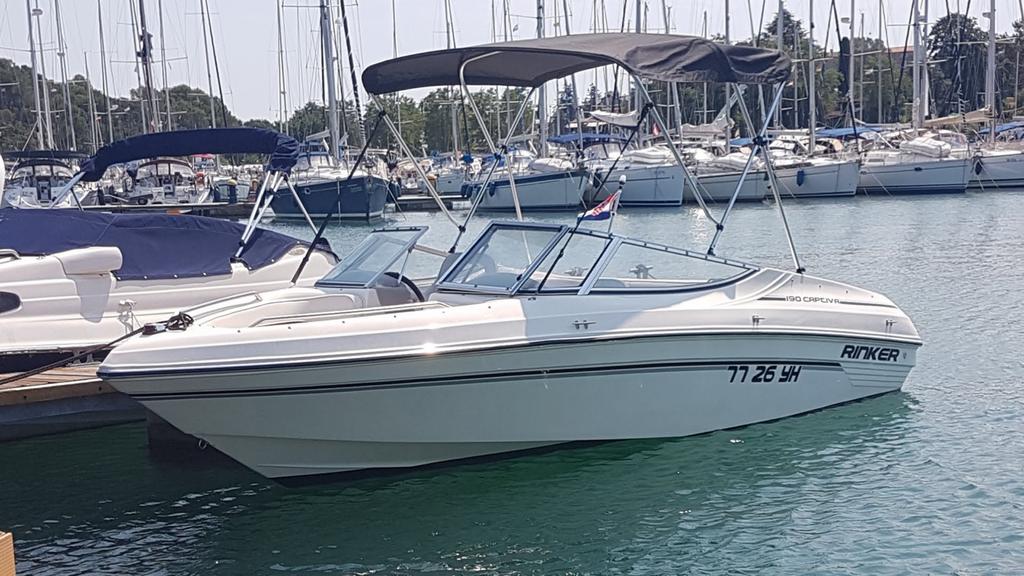 Rinker 190 Captiva 3-liter Mercury met Trailer, Gebruikt, Binnenboordmotor, 120 tot 200 pk, Ophalen of Verzenden