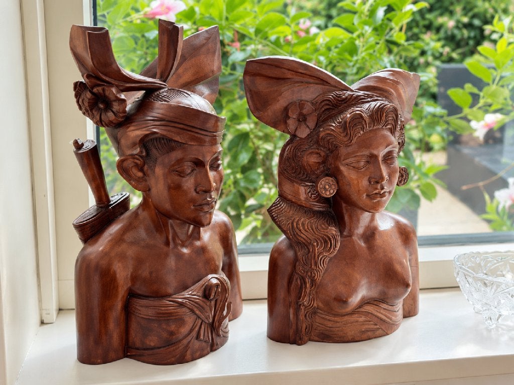 Paar Balinese/Indonesische houten bustes – man & vrouw, Ophalen, Handgemaakt, 20 - 50 cm, Hout