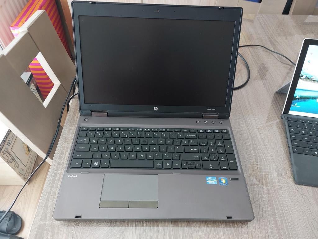 HP Probook 6560b aangeboden voor onderdelen werkt nog wel., Computers en Software, Windows Laptops, Gebruikt, 2 tot 3 Ghz, 15 inch