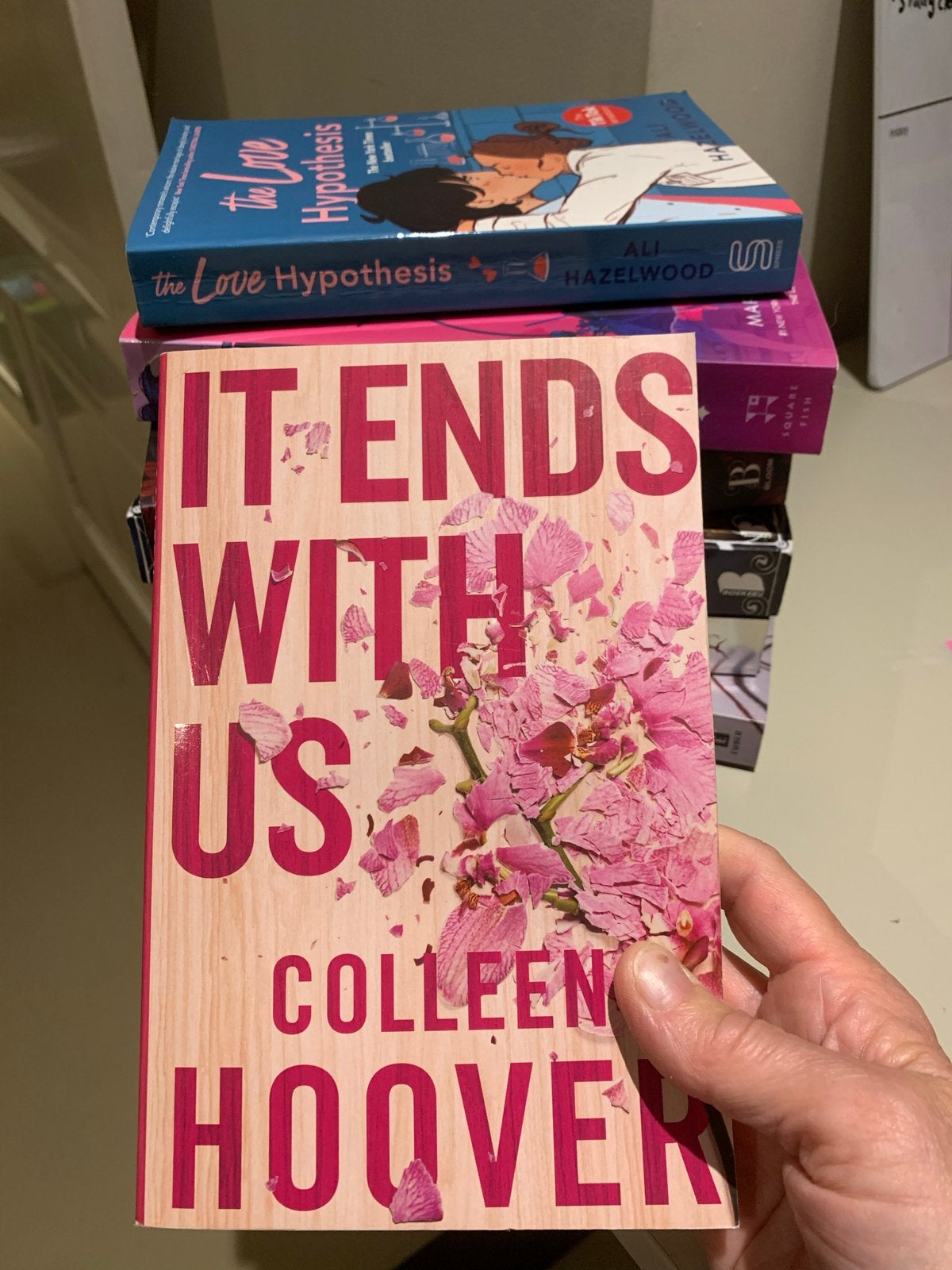 It Ends With Us - Colleen Hoover (Engels), Ophalen of Verzenden, Zo goed als nieuw, Amerika