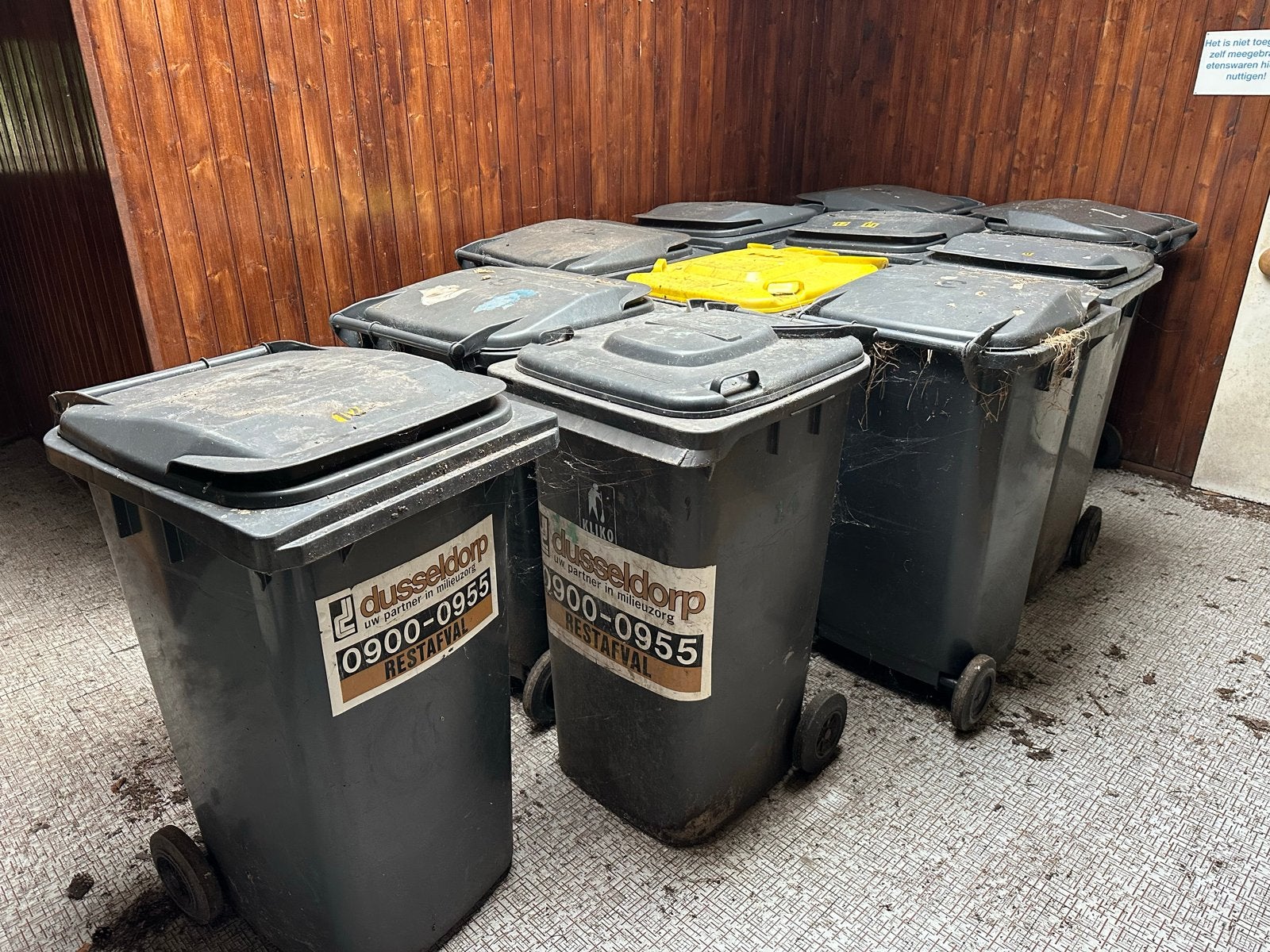 11 gebruikte afvalcontainers 240 liter, Ophalen, Kunststof, Gebruikt, 40 liter of meer