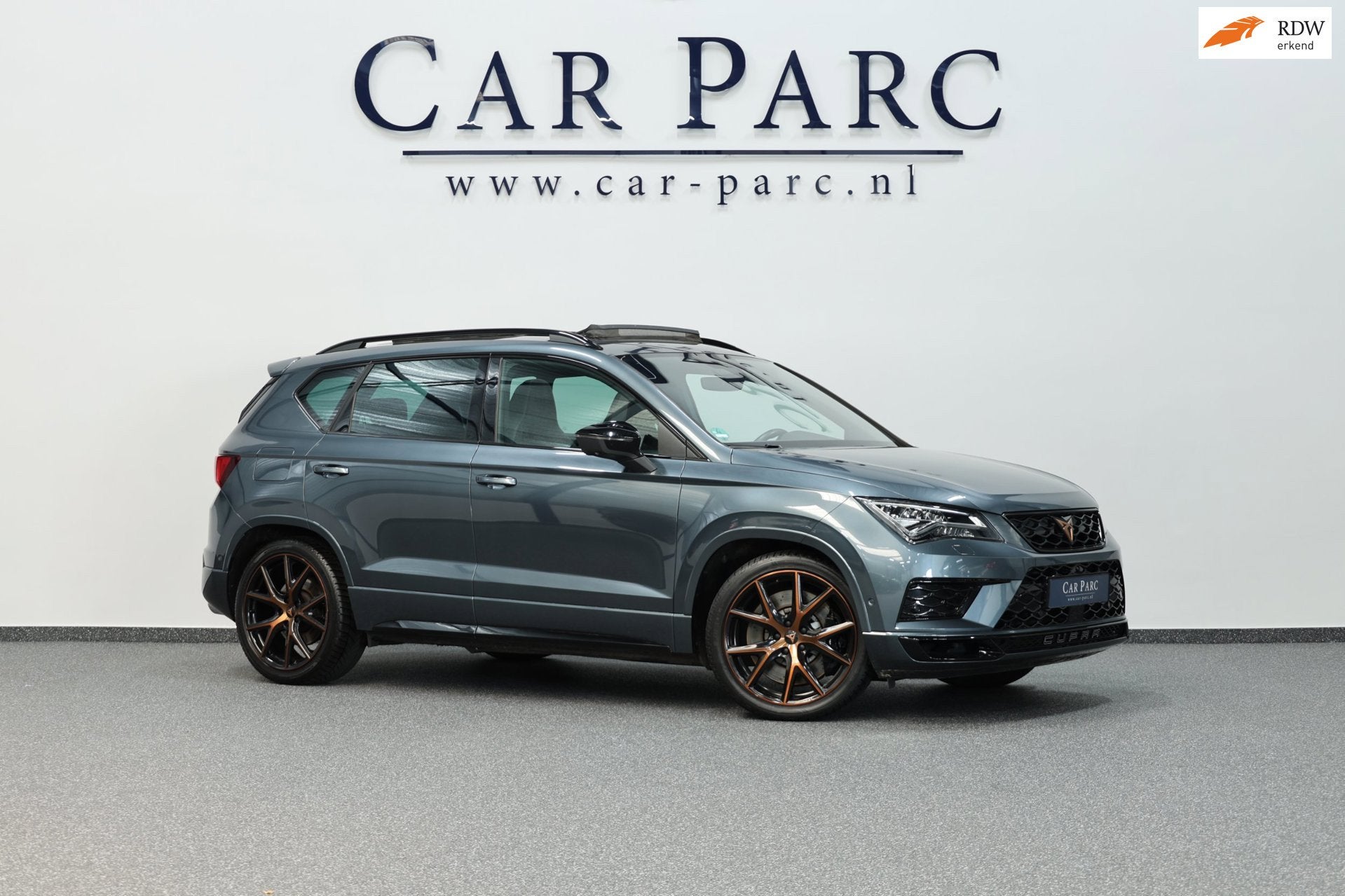 Cupra Ateca 2.0 TSI 4DRIVE 300+PK LED/VIRTUAL/SFEER/BEATS/PA, Auto's, Automaat, Dealer onderhouden, Gebruikt, Euro 6