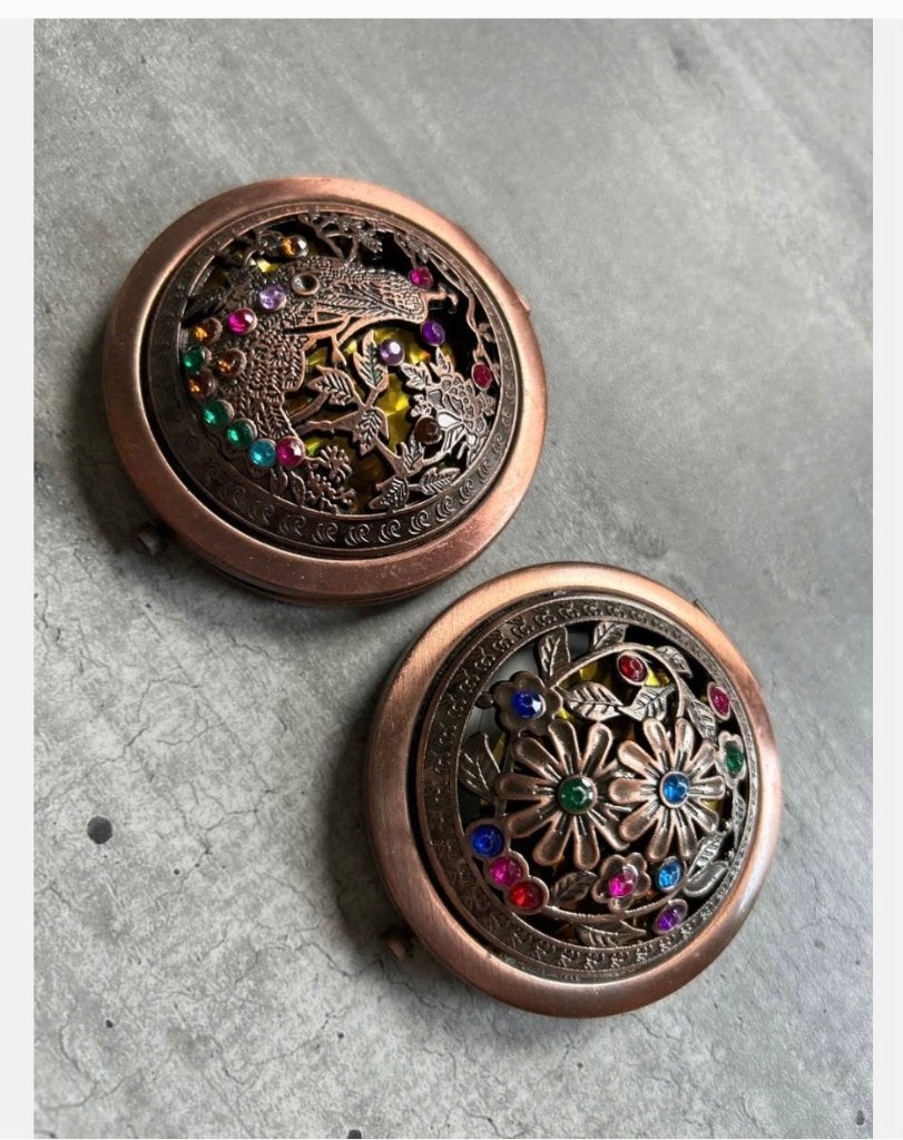 2 make-up spiegels, voor bv. in handtas, pauw bloem pr.p.st., Minder dan 50 cm, Rond, Ophalen of Verzenden, Zo goed als nieuw