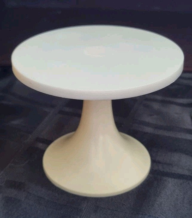 Sindy pedigree ronde tafel voor Sindy en Barbie Vintage mini, Ophalen of Verzenden, Zo goed als nieuw, Accessoires