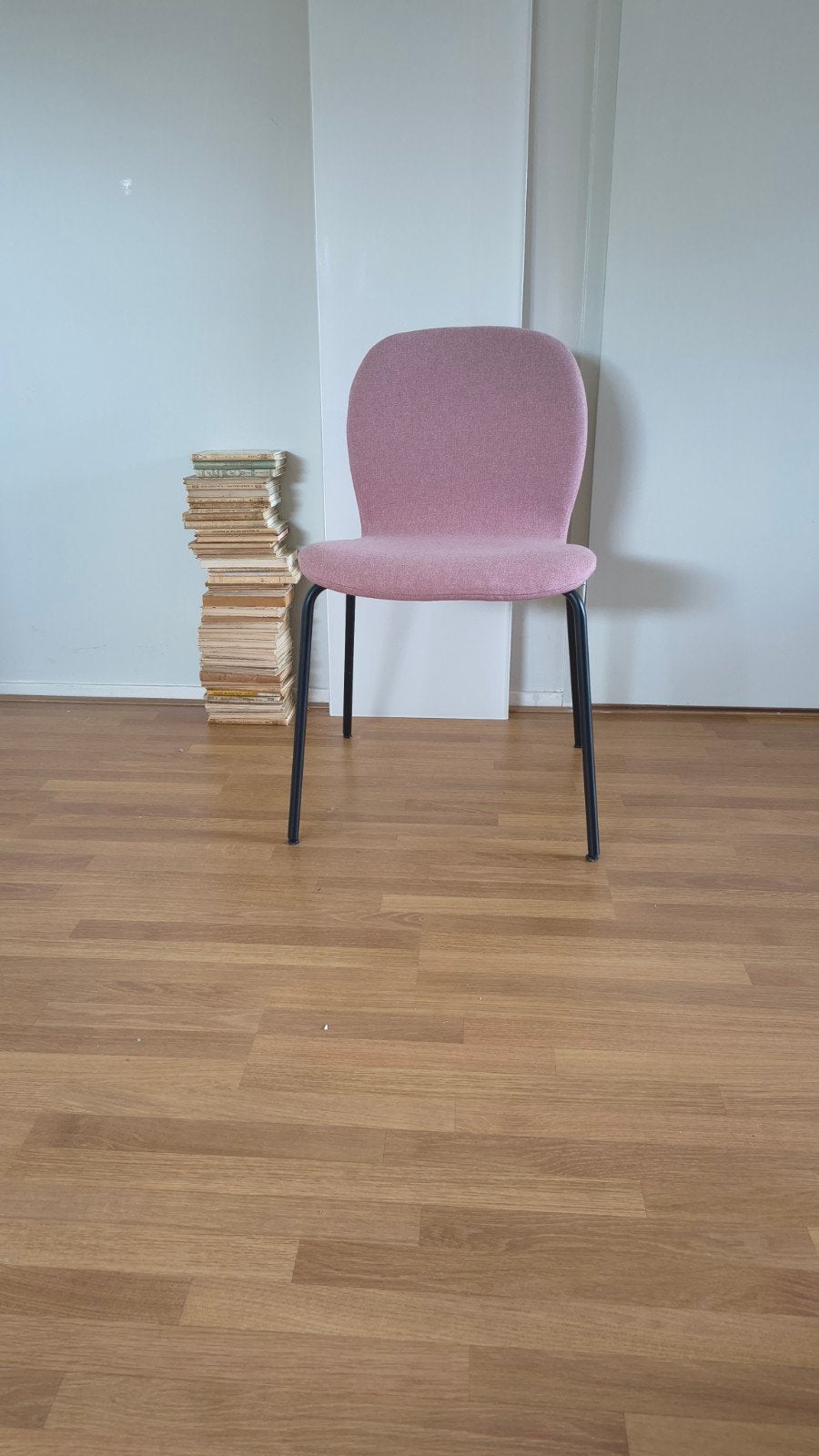 Ikea eetkamer/bureaustoel. Roze. In perfecte staatn, Overige kleuren, Ophalen of Verzenden, Zo goed als nieuw, Eén