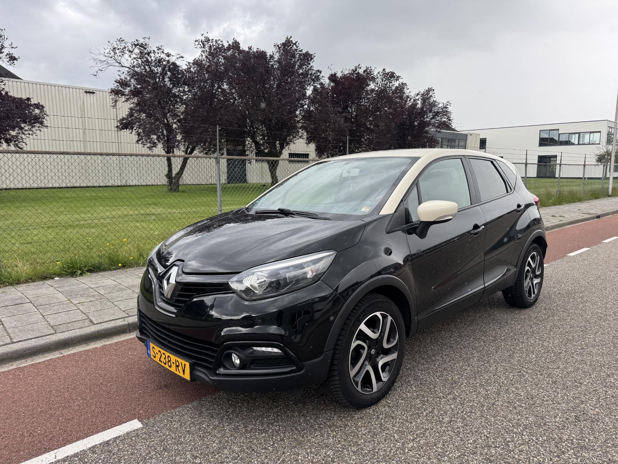 Renault Captur 0.9 TCe Dynamique Airco/Nette auto!/Goot onde, Voorwielaandrijving, 898 cc, Stof, Euro 6