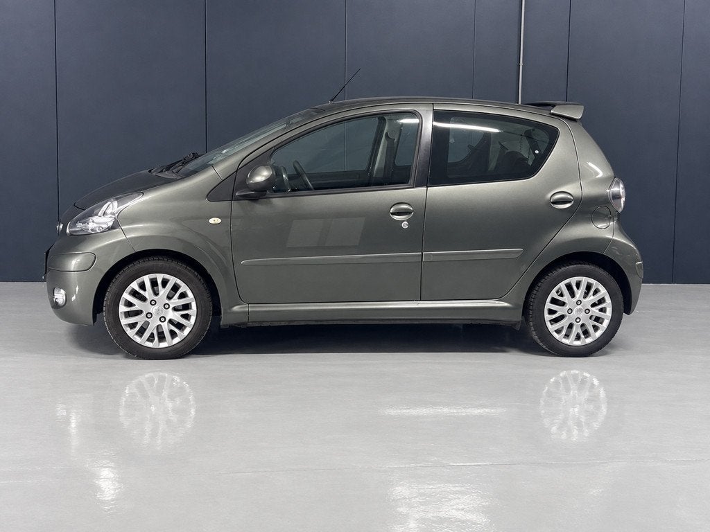 Toyota Aygo 1.0| 5-deurs | NAP | Airco | Elektrische ramen |, Auto's, Voorwielaandrijving, Dealer onderhouden, Gebruikt, 4 stoelen