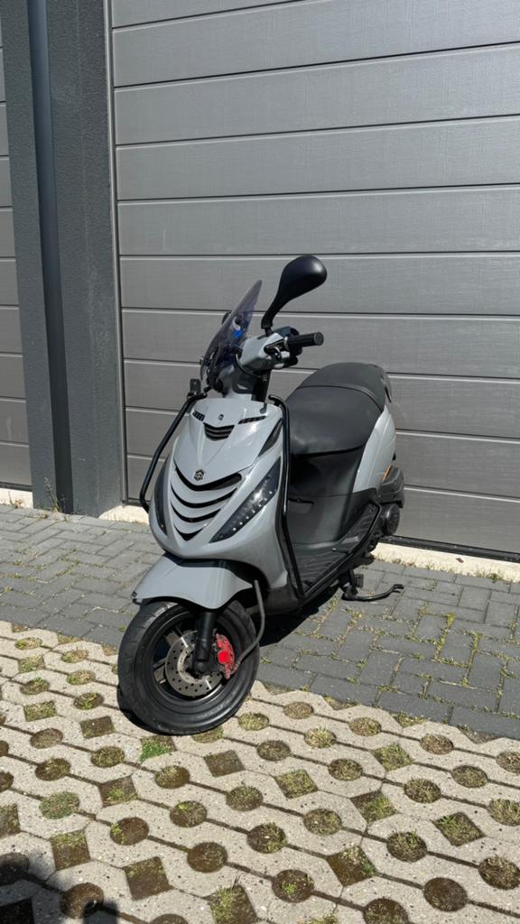 Piaggio Zip 2019 | Lage KM | Start & Rijdt Perfect, Ophalen, Maximaal 45 km/u, Zip, Zo goed als nieuw