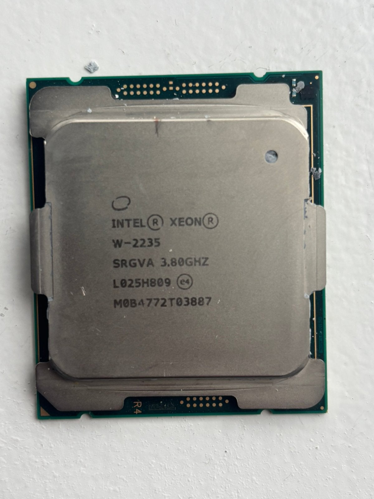 Intel Xeon W2235, Ophalen of Verzenden, Gebruikt