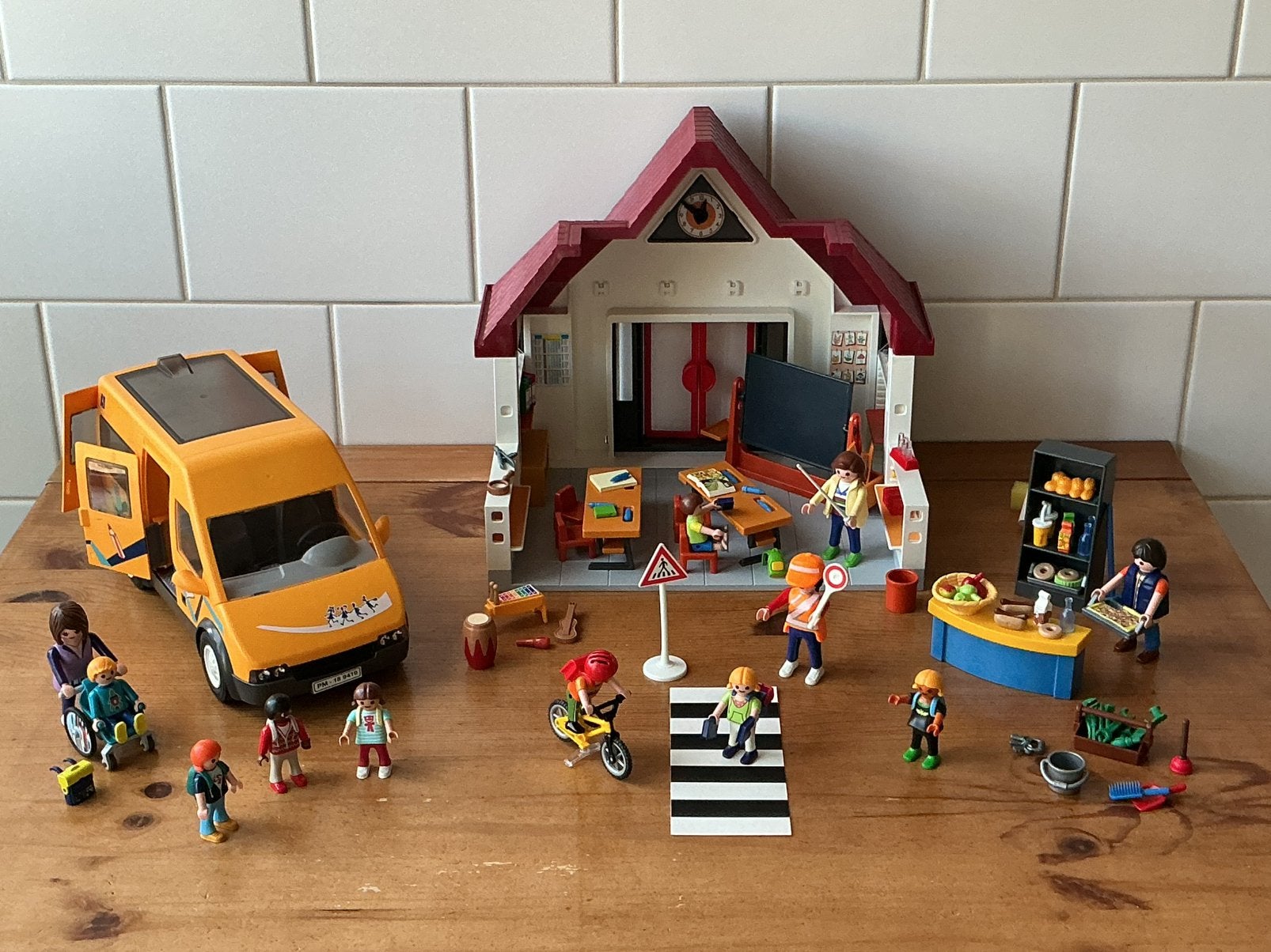 PLAYMOBIL UITGEBREIDE MEENEEM SCHOOL 📚 📚 SUPER LEUK !!