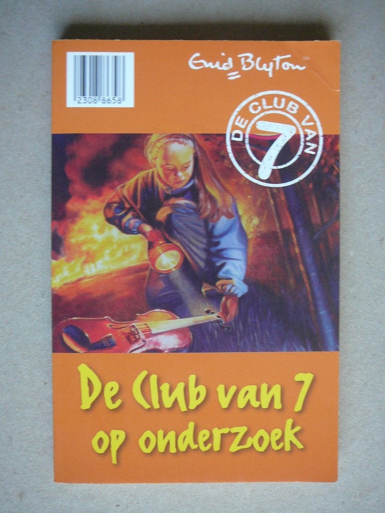 Enid blyton, de club van 7 op onderzoek, Ophalen of Verzenden, Zo goed als nieuw, Fictie algemeen