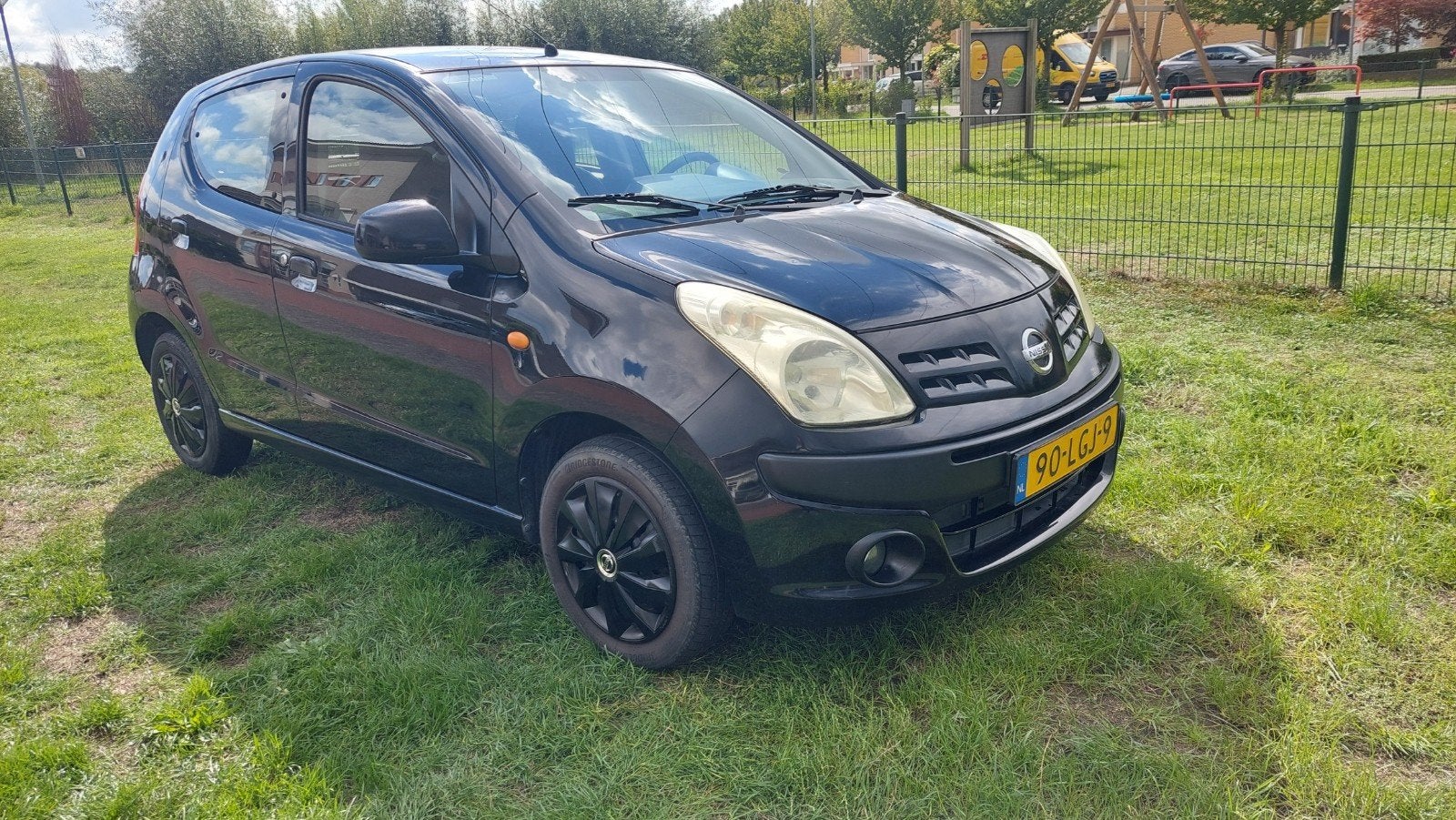 Zwarte Nissan Pixo 1.0 5 Deurs Airco Bj 2010 Inruil mogelijk, Auto's, Voorwielaandrijving, 4 stoelen, Origineel Nederlands, Bedrijf