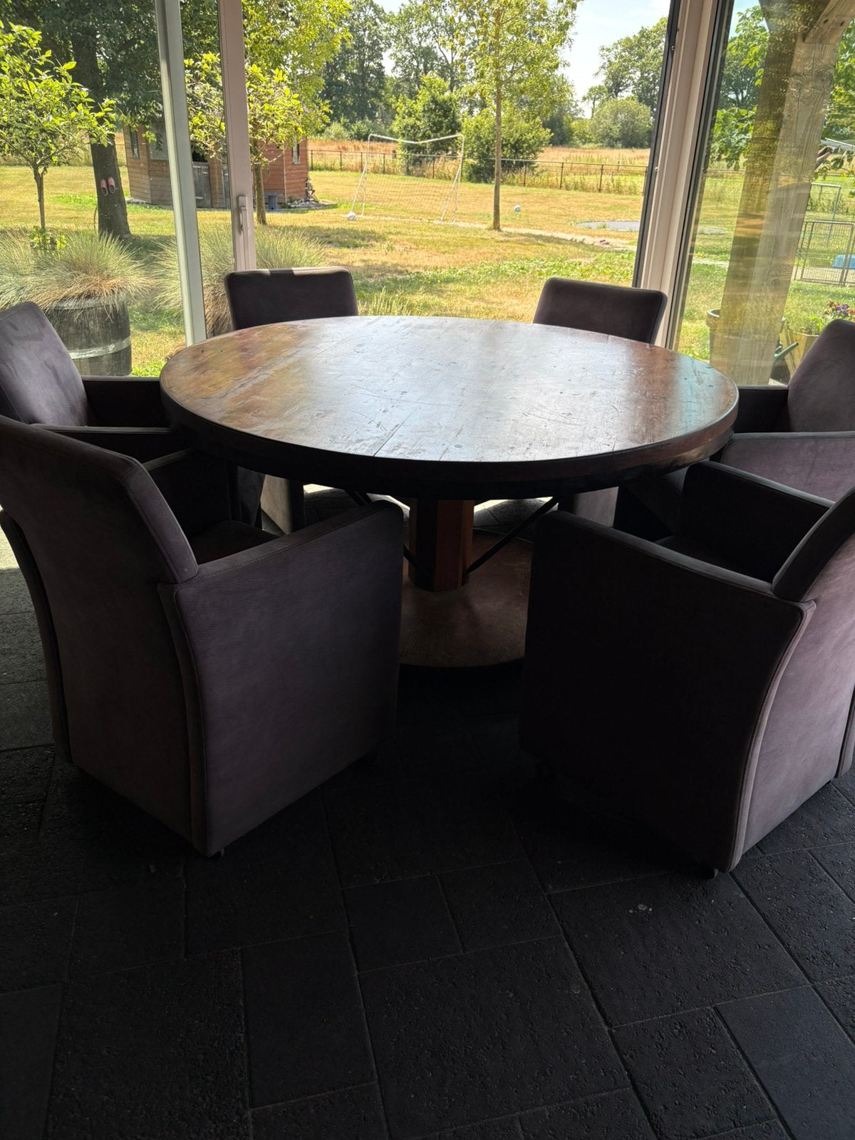 Kroeg stamtafel rond tevens barretje, Ophalen, Zo goed als nieuw, Rond, Hout