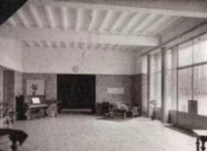 Foto Azelo R.K. Jongenspensionaat Hal Ingang Entree Jaren 50, Foto, Ophalen of Verzenden, Zo goed als nieuw, 1940 tot 1960