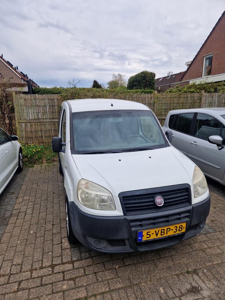 Fiat Doblo 1.3 JTD 2009, Voorwielaandrijving, 74 pk, Zwart, 4 cilinders