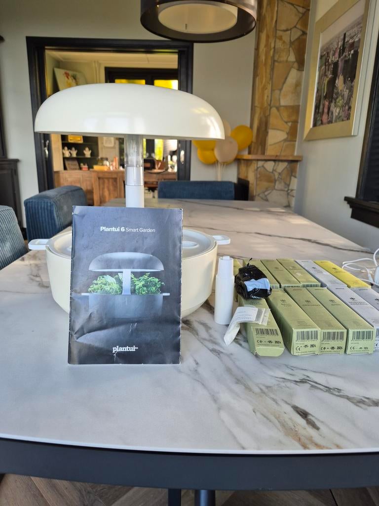 Plantui 6 Smart Garden met kruiden, Tuin en Terras, Planten | Tuinplanten, Ophalen of Verzenden