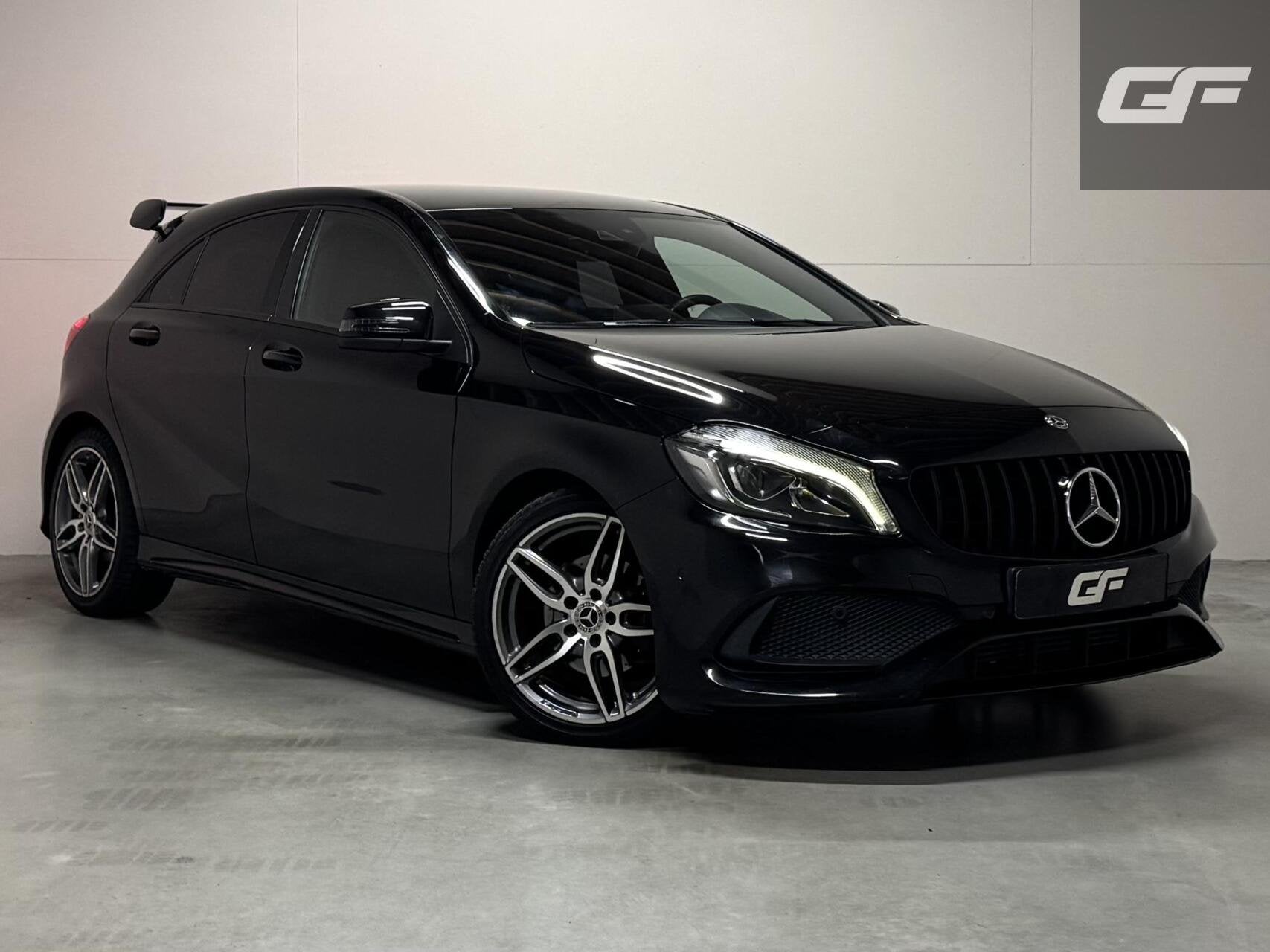 Mercedes A-klasse 200 AMG Carplay Navi Cruise Stoelver. Clim, Gebruikt, Met garantie (alle), 1595 cc, Bedrijf