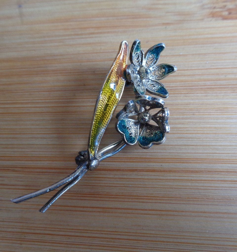 zilveren filigrain broche met emaille [1004], Overige materialen, 4 tot 7 cm, Verzenden, Zo goed als nieuw