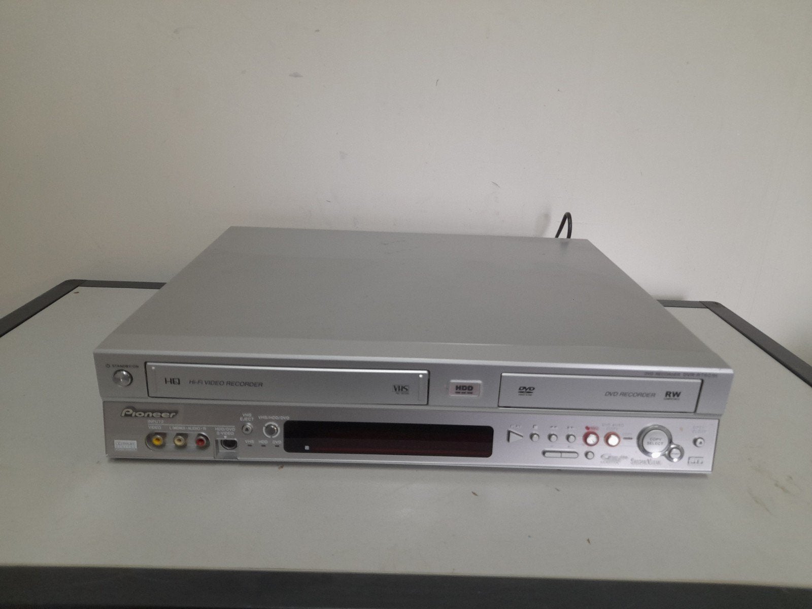 Pioneer DVR-RT601H DVD & VHS & Harddisk 80GB recorder, Ophalen of Verzenden, Gebruikt, VHS-speler of -recorder