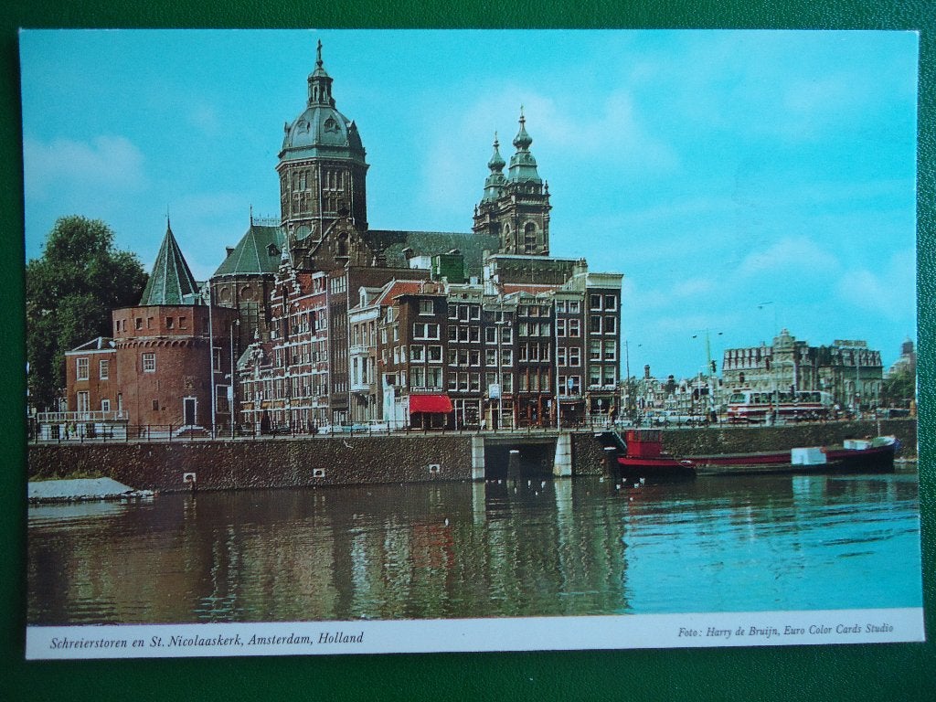 (678) Kaart: AMSTERDAM / Schreierstoren en St. Nicolaaskerk, Verzenden, 1980 tot heden, Ongelopen, Noord-Holland