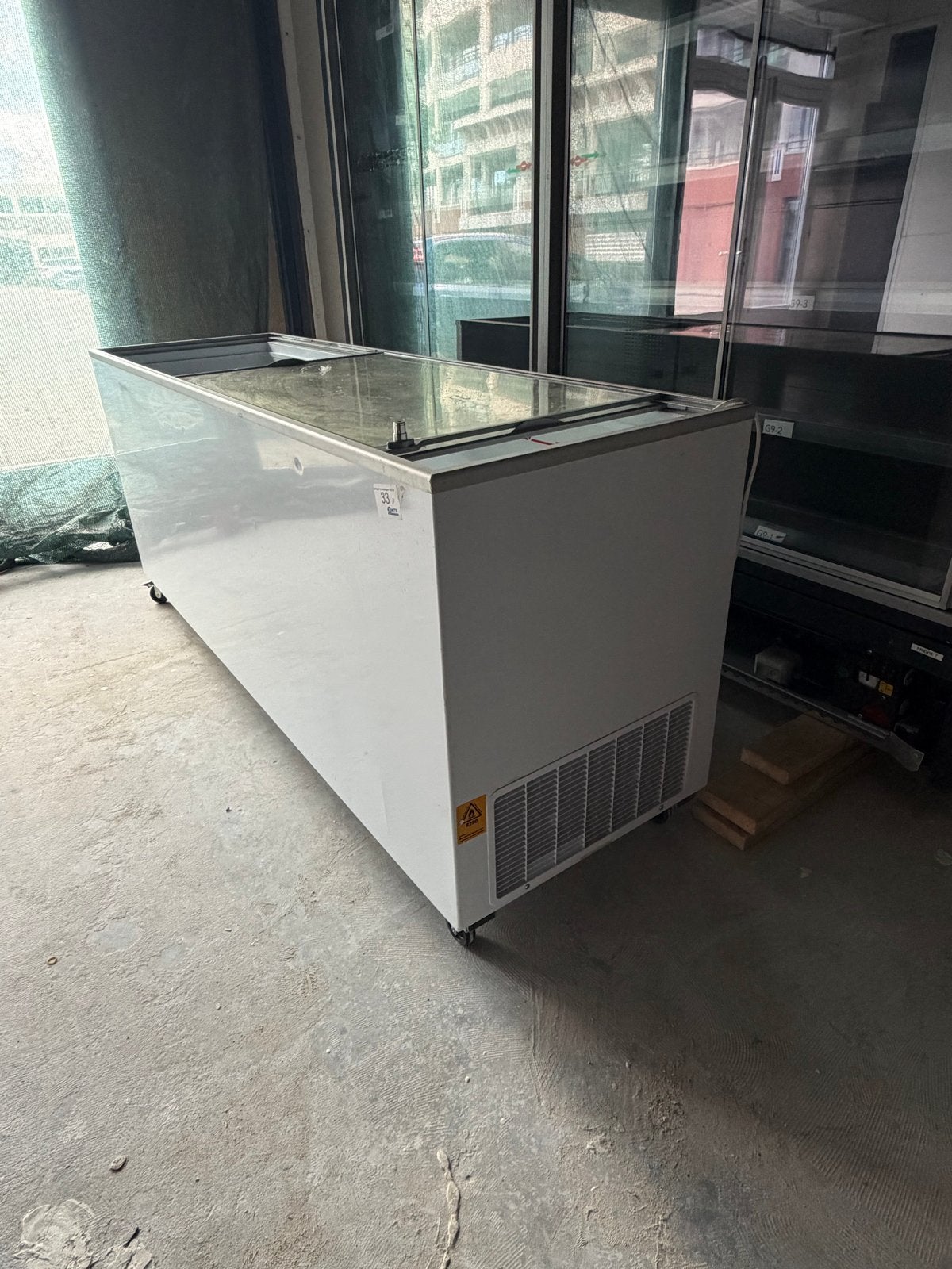 Ugur 600SC Koeltoonbank - diepvries - 205x90x63 cm, Gebruikt, 200 liter of meer, 60 cm of meer, Met vriesvak