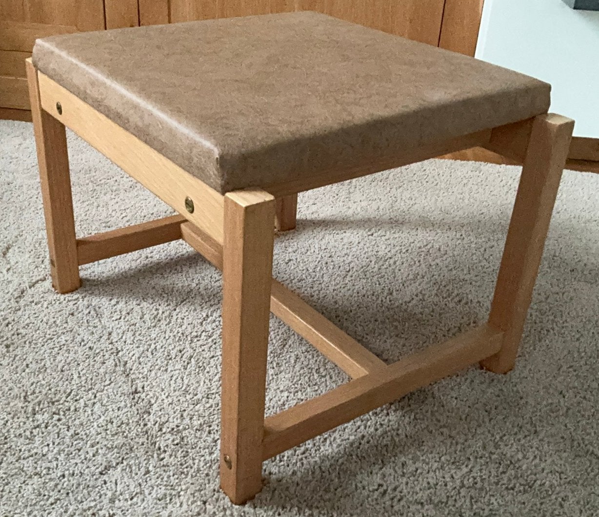 Vintage Scandinavische stijl kruk / voetenbank, Ophalen, Zo goed als nieuw, Hout