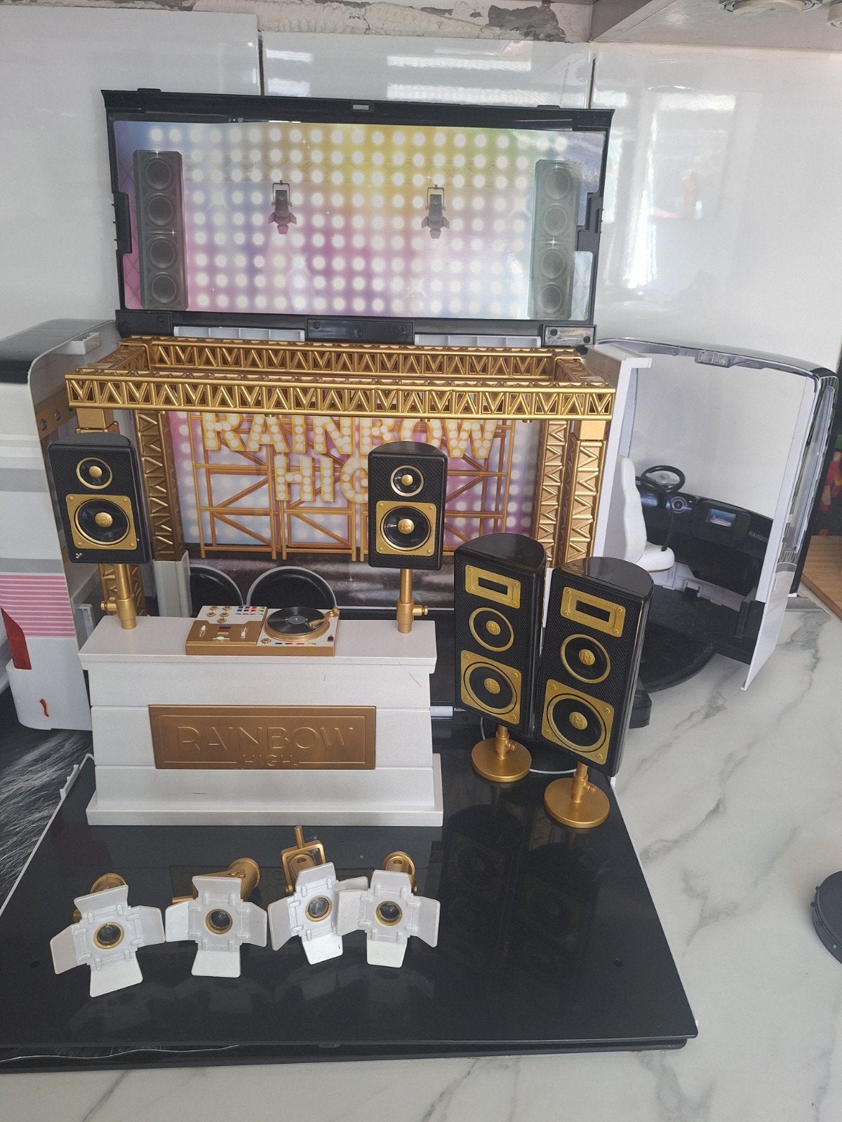 Grote collectie Rainbow High poppen en accessoires, Kinderen en Baby's, Speelgoed | Poppen, Ophalen, Gebruikt