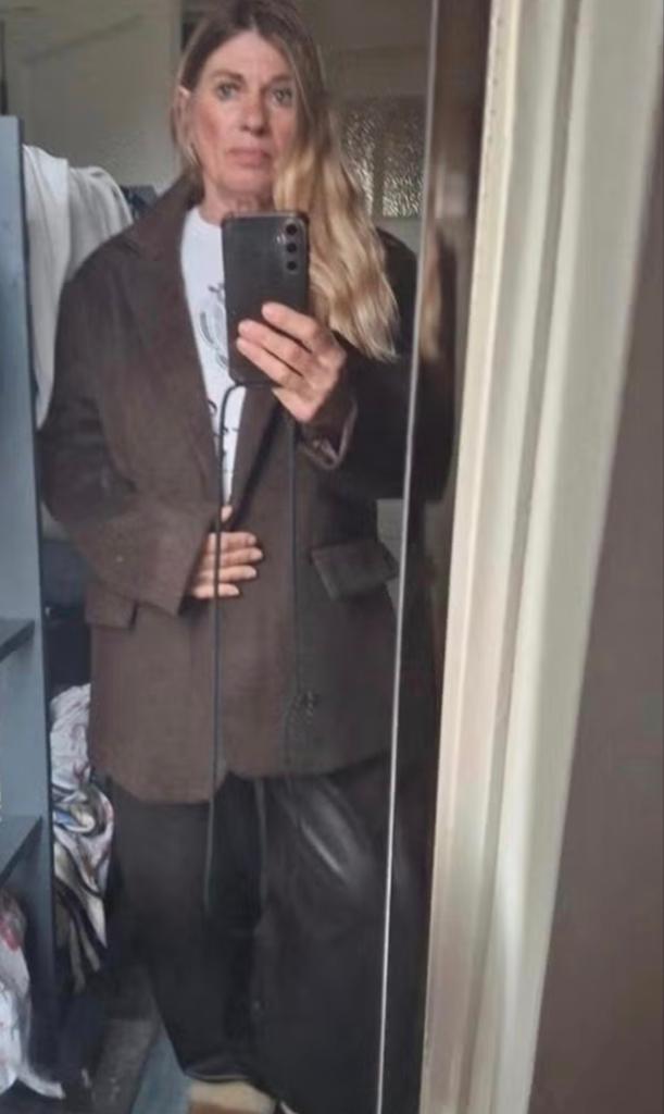 Nieuwe oversized wolmix blazer kaartje eraan uitverkocht, Ophalen of Verzenden, Nieuw, Maat 38/40 (M)