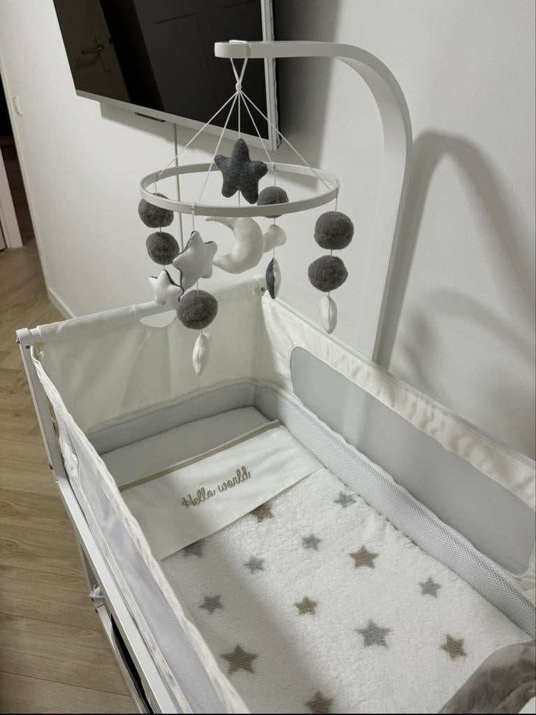 Snuzpod co-sleeper met accessoires, Kinderen en Baby's, Babywiegjes en Ledikanten, Ophalen, Zo goed als nieuw, Wieg