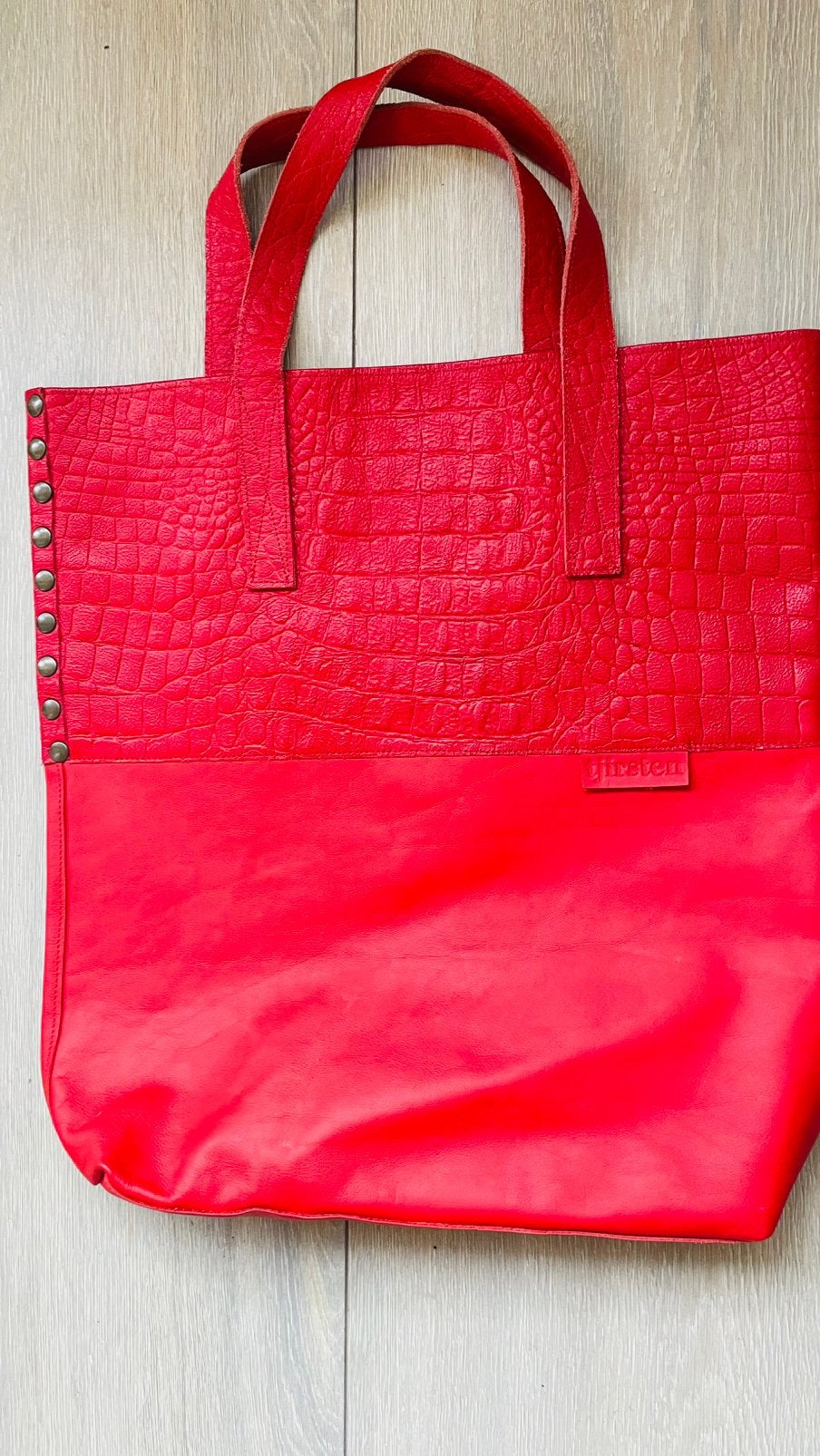 Te koop: leren tas, shopper, rood, nieuwstaat, Ophalen of Verzenden, Zo goed als nieuw, Overige merken, 30 tot 45 cm