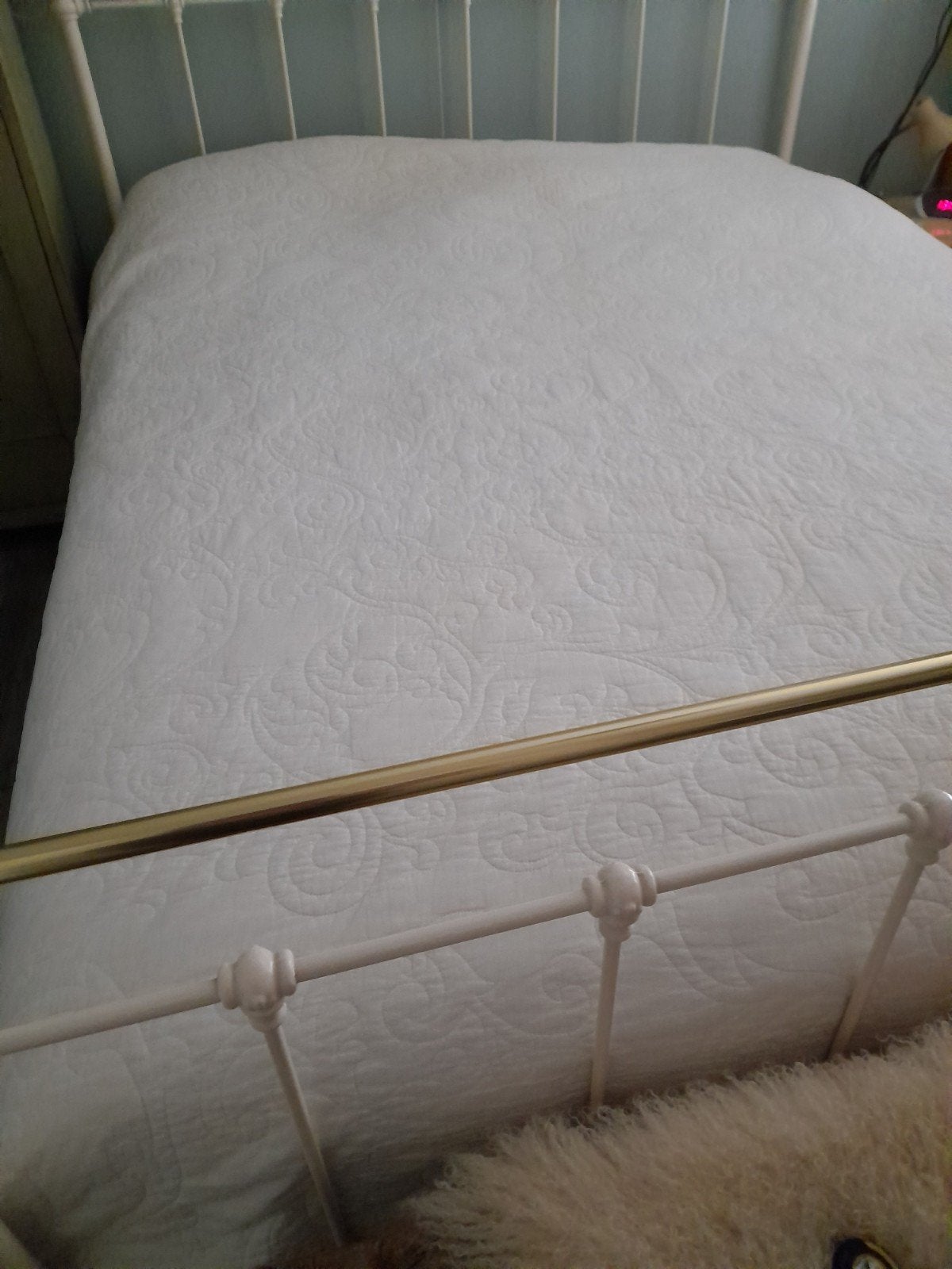 Vintage Off- white Quilt Sprei 240200 cm, Huis en Inrichting, Ophalen of Verzenden, Tweepersoons, Wit, Overige typen