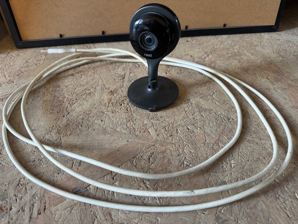 nest cam indoor, Ophalen of Verzenden, Gebruikt, Binnencamera
