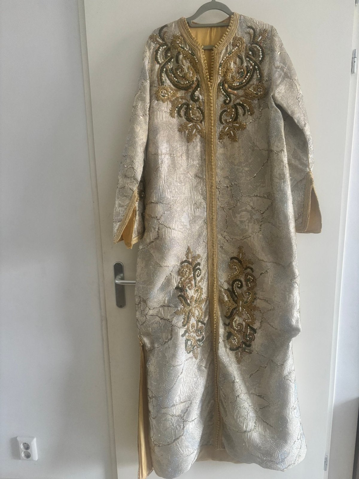 Marokaanse  Kaftan broqate ,  met riem !, Overige typen, Beige, Ophalen of Verzenden, Zo goed als nieuw
