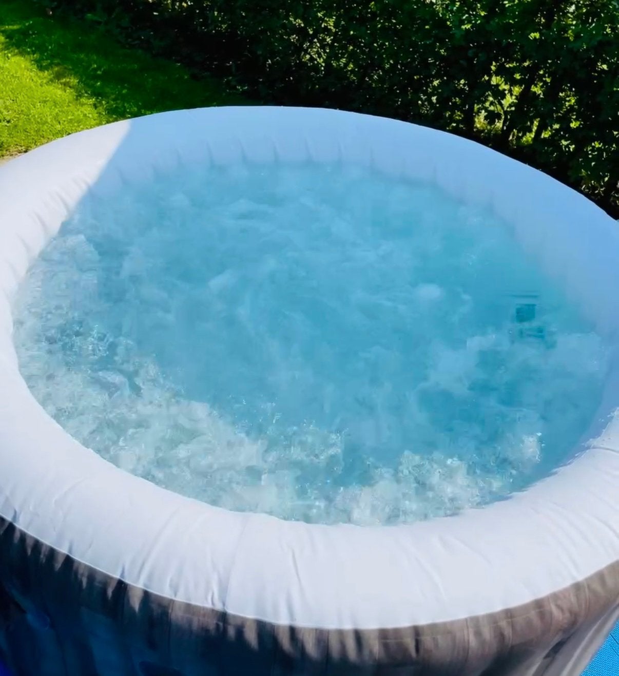 Opblaasbare jacuzzi Lay-Z-Spa, Tuin en Terras, Ophalen, Zo goed als nieuw, Filter, Opblaasbaar