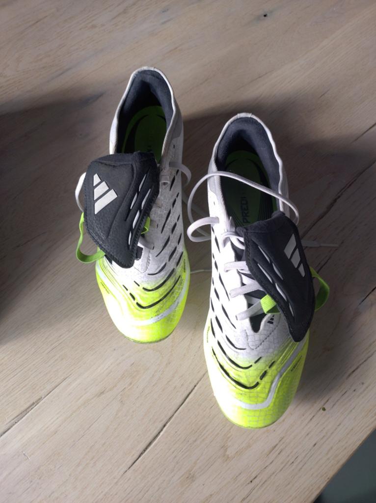 Adidas Predator Pro FG Voetbalschoenen - Maat 42 2/3, Sport en Fitness, Ophalen of Verzenden, Gebruikt, Schoenen
